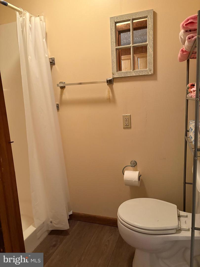 425 BEECHCROFT RD, WINCHESTER, Virginia 22601, 4 Bedrooms Bedrooms, ,1 BathroomBathrooms,Residential,For sale,425 BEECHCROFT RD,VAWI2007890 MLS # VAWI2007890