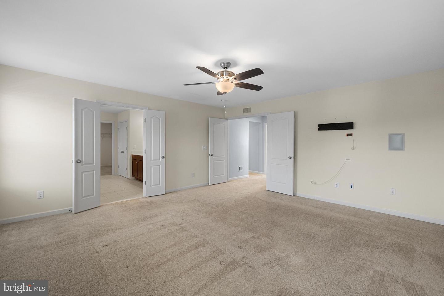 1708 HUDGINS FARM CIR, FREDERICKSBURG, Virginia 22408, 5 Bedrooms Bedrooms, ,4 BathroomsBathrooms,Residential,For sale,1708 HUDGINS FARM CIR,VASP2033656 MLS # VASP2033656