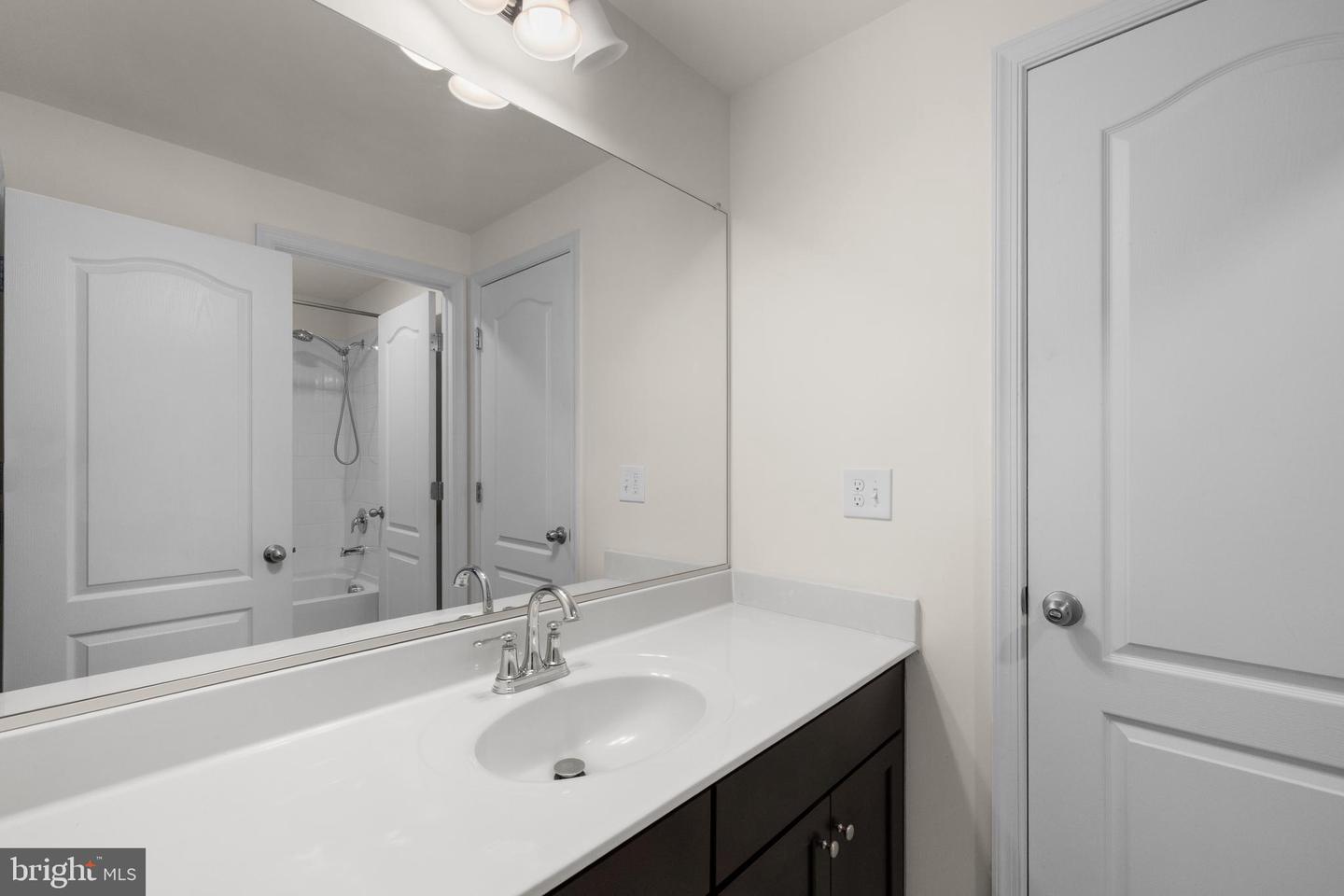 1708 HUDGINS FARM CIR, FREDERICKSBURG, Virginia 22408, 5 Bedrooms Bedrooms, ,4 BathroomsBathrooms,Residential,For sale,1708 HUDGINS FARM CIR,VASP2033656 MLS # VASP2033656