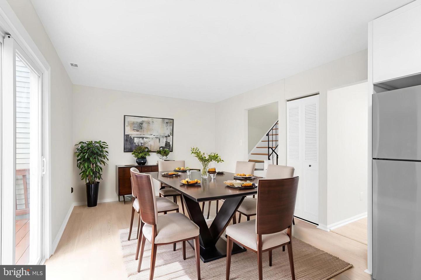 4190 PLEASANT MEADOW CT #102B, CHANTILLY, Virginia 20151, 3 Bedrooms Bedrooms, ,2 BathroomsBathrooms,Residential,For sale,4190 PLEASANT MEADOW CT #102B,VAFX2245958 MLS # VAFX2245958
