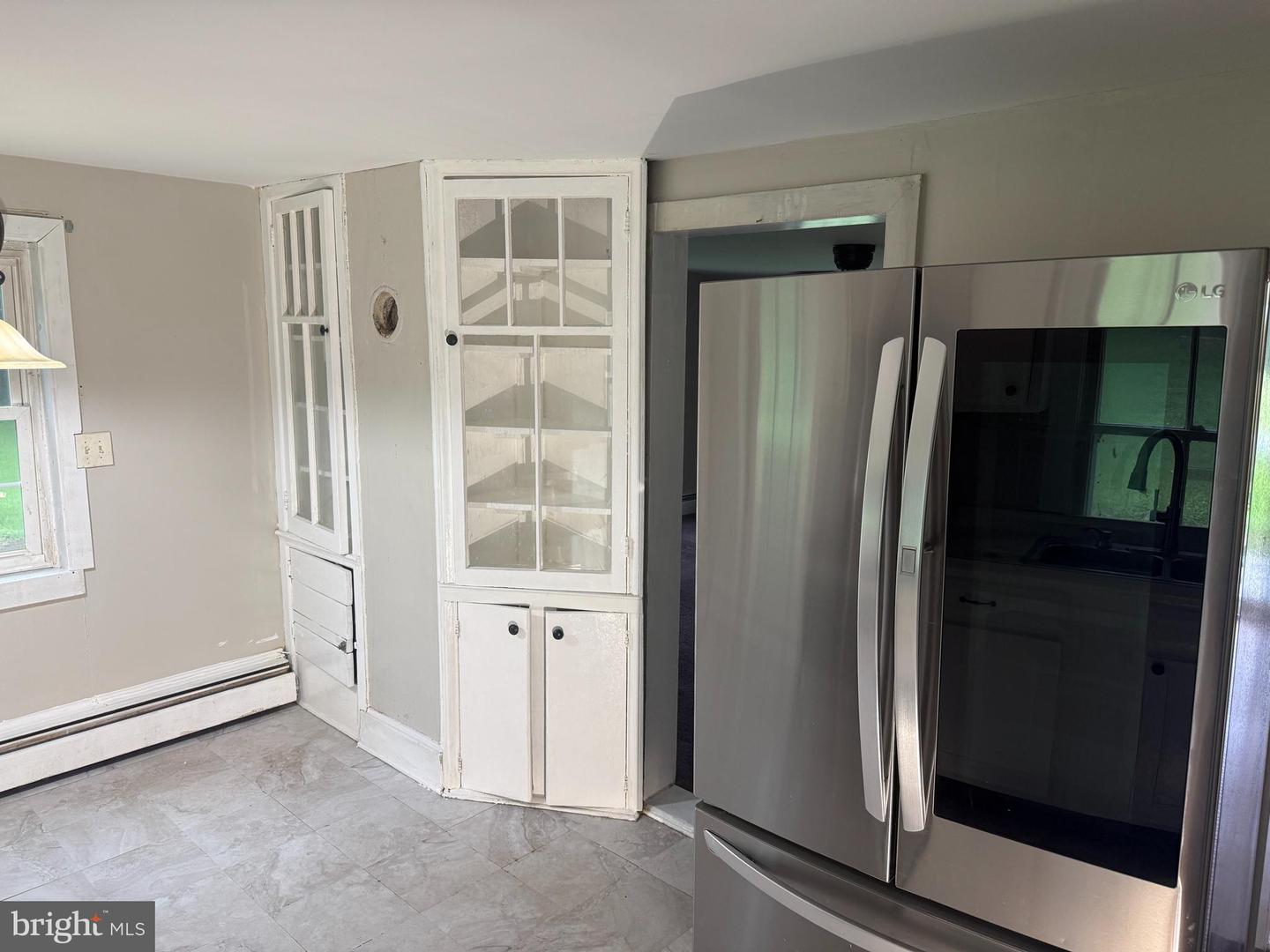 8272 GREENWICH RD, CATLETT, Virginia 20119, 3 Bedrooms Bedrooms, ,1 BathroomBathrooms,Residential,For sale,8272 GREENWICH RD,VAFQ2016996 MLS # VAFQ2016996