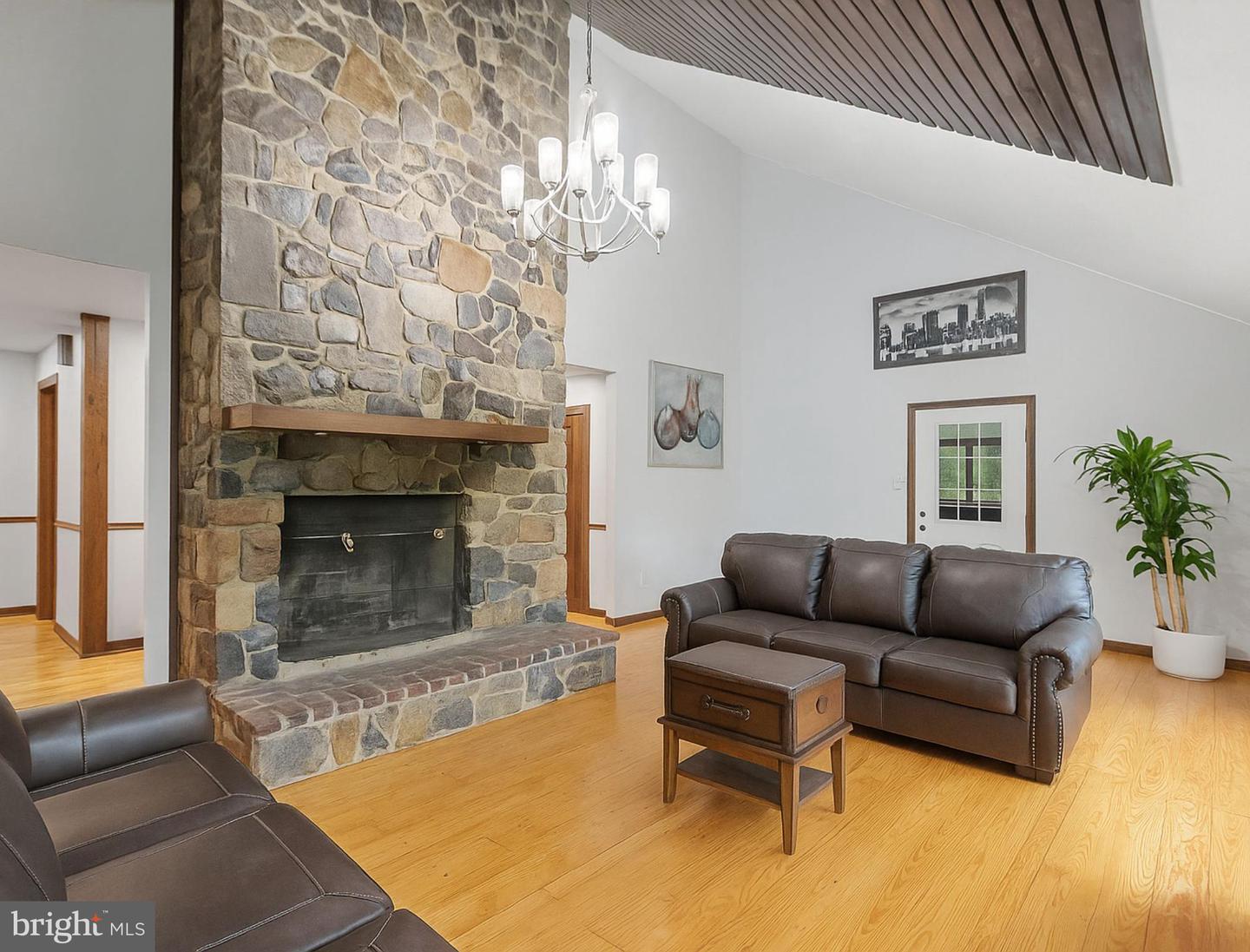 265 SLATE LN, STEPHENSON, Virginia 22656, 4 Bedrooms Bedrooms, ,4 BathroomsBathrooms,Residential,For sale,265 SLATE LN,VAFV2034804 MLS # VAFV2034804