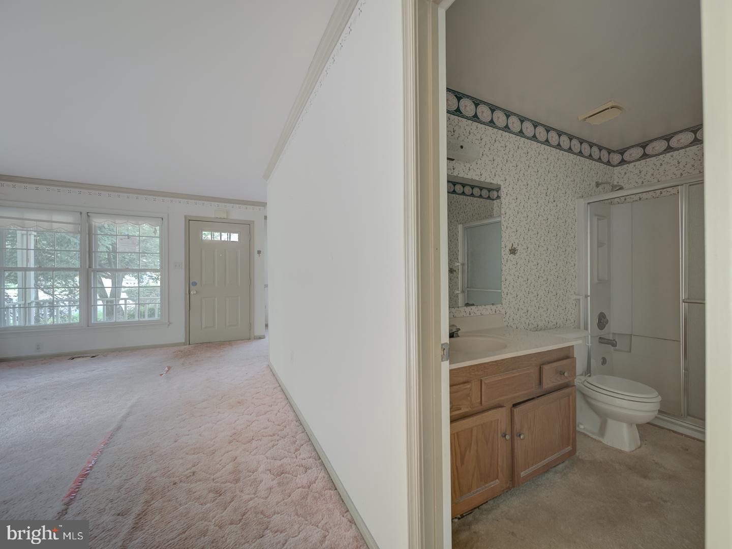 15069 MAPLE GLEN CT, DUMFRIES, Virginia 22025, 2 Bedrooms Bedrooms, ,2 BathroomsBathrooms,Residential,For sale,15069 MAPLE GLEN CT,VAPW2096866 MLS # VAPW2096866