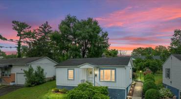516 HOLLINGSWORTH DR, WINCHESTER, Virginia 22601, 2 Bedrooms Bedrooms, ,1 BathroomBathrooms,Residential,For sale,516 HOLLINGSWORTH DR,VAWI2007956 MLS # VAWI2007956