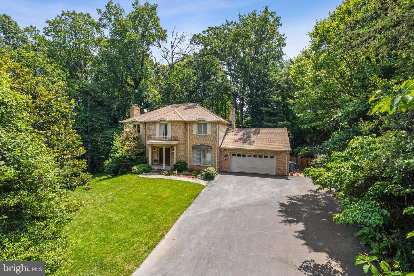 9100 QUARTER CT, VIENNA, Virginia 22182, 4 Bedrooms Bedrooms, ,3 BathroomsBathrooms,Residential,For sale,9100 QUARTER CT,VAFX2247684 MLS # VAFX2247684