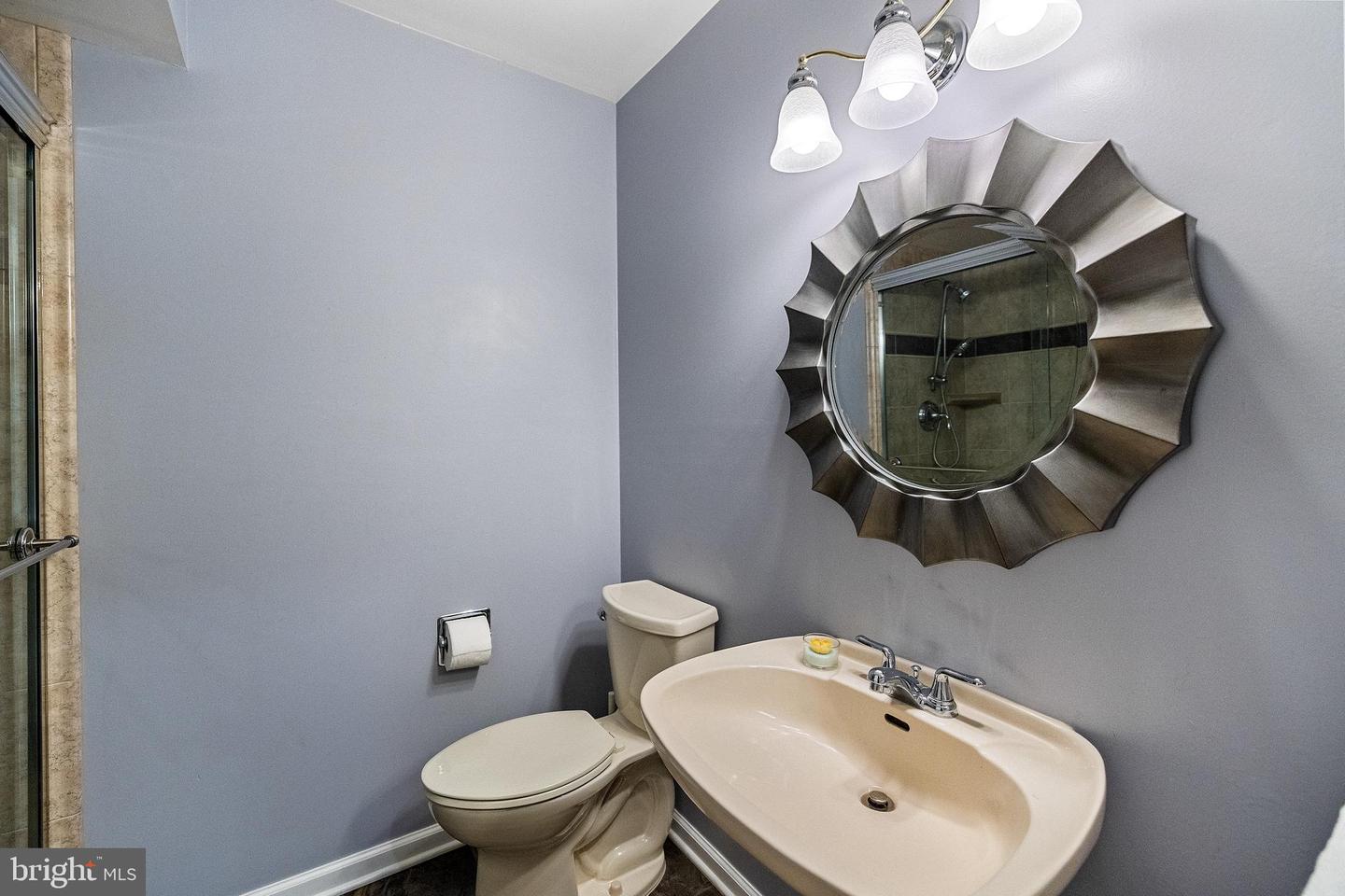 9100 QUARTER CT, VIENNA, Virginia 22182, 4 Bedrooms Bedrooms, ,3 BathroomsBathrooms,Residential,For sale,9100 QUARTER CT,VAFX2247684 MLS # VAFX2247684