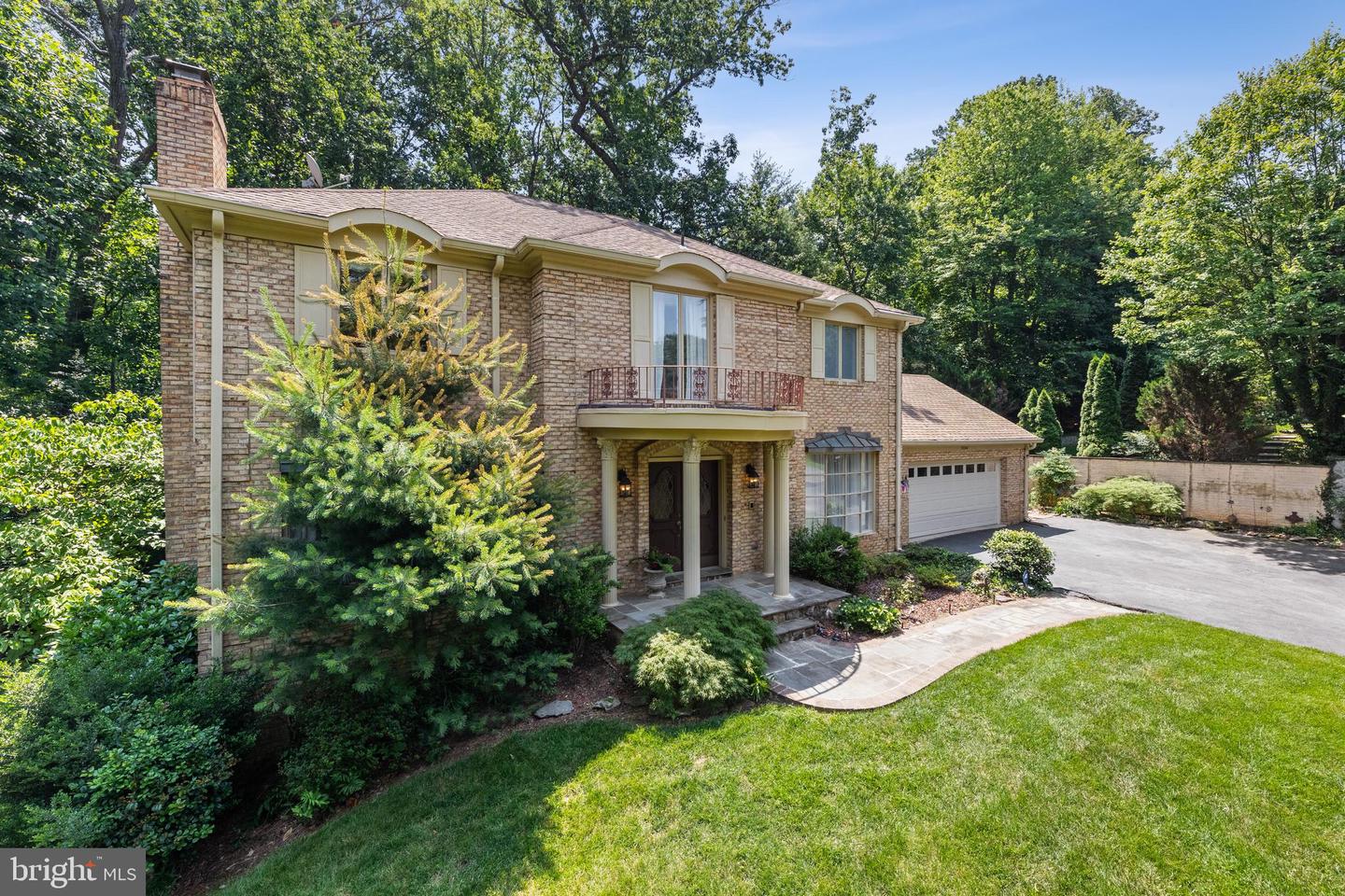 9100 QUARTER CT, VIENNA, Virginia 22182, 4 Bedrooms Bedrooms, ,3 BathroomsBathrooms,Residential,For sale,9100 QUARTER CT,VAFX2247684 MLS # VAFX2247684