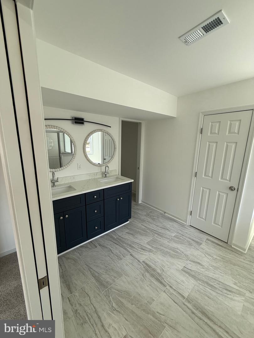 914 OLD RIXEYVILLE RD, CULPEPER, Virginia 22701, 5 Bedrooms Bedrooms, ,3 BathroomsBathrooms,Residential,For sale,914 OLD RIXEYVILLE RD,VACU2010798 MLS # VACU2010798