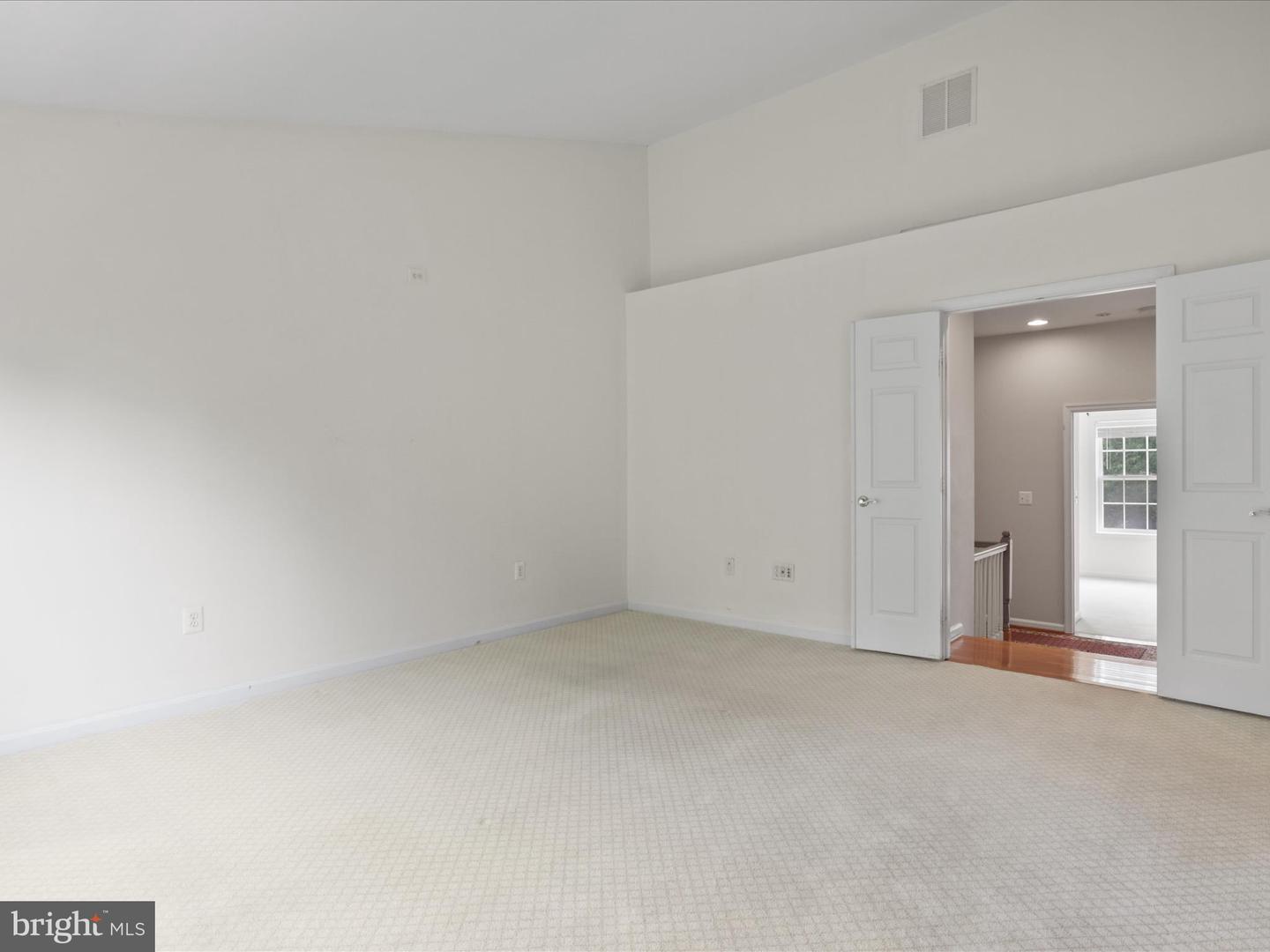 13595 CEDAR RUN LN, HERNDON, Virginia 20171, 3 Bedrooms Bedrooms, 3 Rooms Rooms,3 BathroomsBathrooms,Residential,For sale,13595 CEDAR RUN LN,VAFX2247758 MLS # VAFX2247758