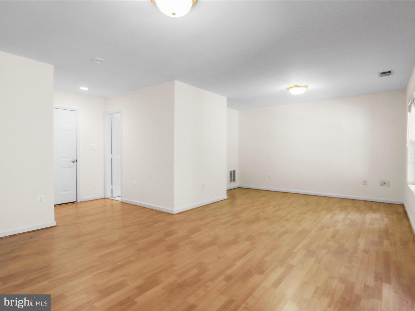 13595 CEDAR RUN LN, HERNDON, Virginia 20171, 3 Bedrooms Bedrooms, 3 Rooms Rooms,3 BathroomsBathrooms,Residential,For sale,13595 CEDAR RUN LN,VAFX2247758 MLS # VAFX2247758