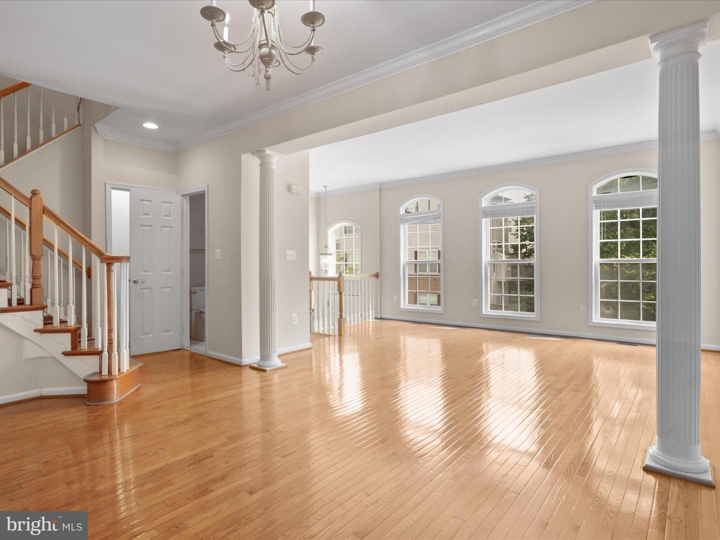 13595 CEDAR RUN LN, HERNDON, Virginia 20171, 3 Bedrooms Bedrooms, 3 Rooms Rooms,3 BathroomsBathrooms,Residential,For sale,13595 CEDAR RUN LN,VAFX2247758 MLS # VAFX2247758