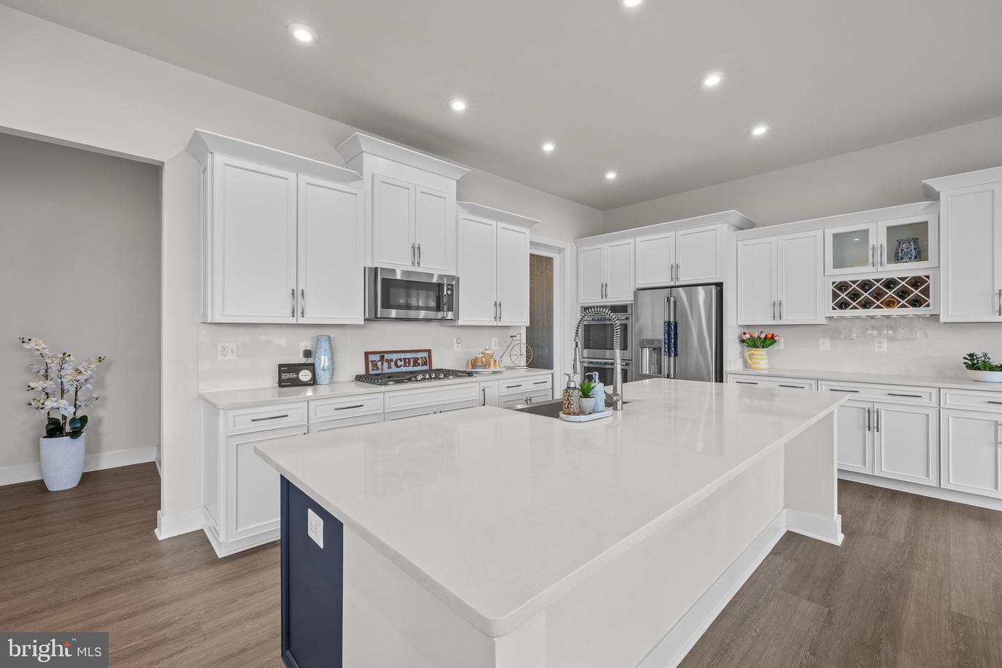 15617 ALTHEA LN, GAINESVILLE, Virginia 20155, 6 Bedrooms Bedrooms, ,5 BathroomsBathrooms,Residential,For sale,15617 ALTHEA LN,VAPW2097194 MLS # VAPW2097194