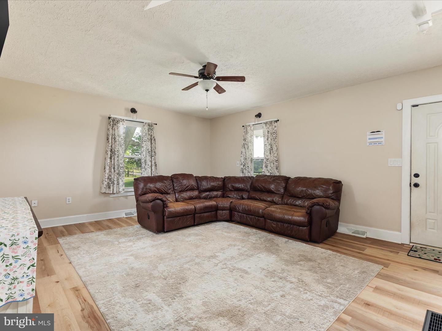 776 SALEM CHURCH RD, STEPHENS CITY, Virginia 22655, 3 Bedrooms Bedrooms, ,2 BathroomsBathrooms,Residential,For sale,776 SALEM CHURCH RD,VAFV2034948 MLS # VAFV2034948