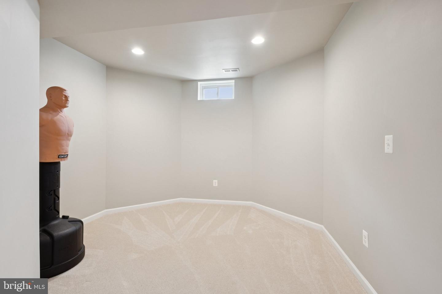 40 MANORWOOD DR, FREDERICKSBURG, Virginia 22406, 5 Bedrooms Bedrooms, ,3 BathroomsBathrooms,Residential,For sale,40 MANORWOOD DR,VAST2039924 MLS # VAST2039924