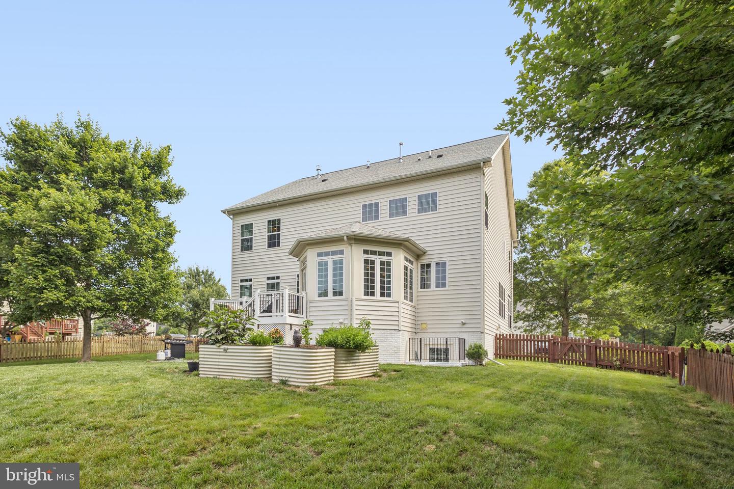 40 MANORWOOD DR, FREDERICKSBURG, Virginia 22406, 5 Bedrooms Bedrooms, ,3 BathroomsBathrooms,Residential,For sale,40 MANORWOOD DR,VAST2039924 MLS # VAST2039924