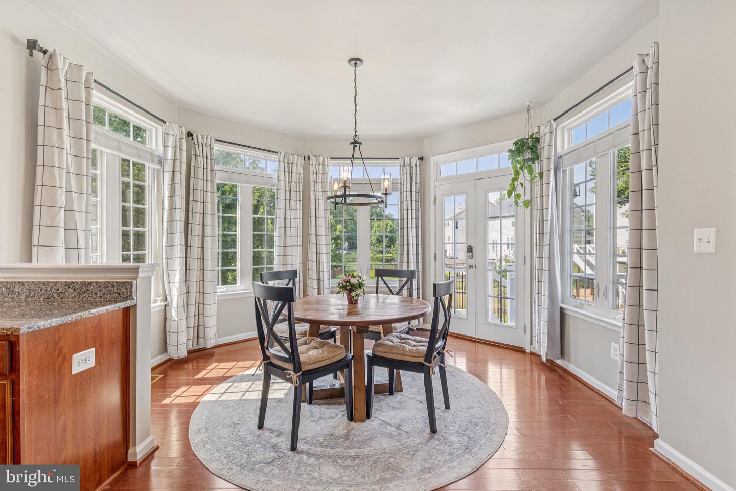 40 MANORWOOD DR, FREDERICKSBURG, Virginia 22406, 5 Bedrooms Bedrooms, ,3 BathroomsBathrooms,Residential,For sale,40 MANORWOOD DR,VAST2039924 MLS # VAST2039924