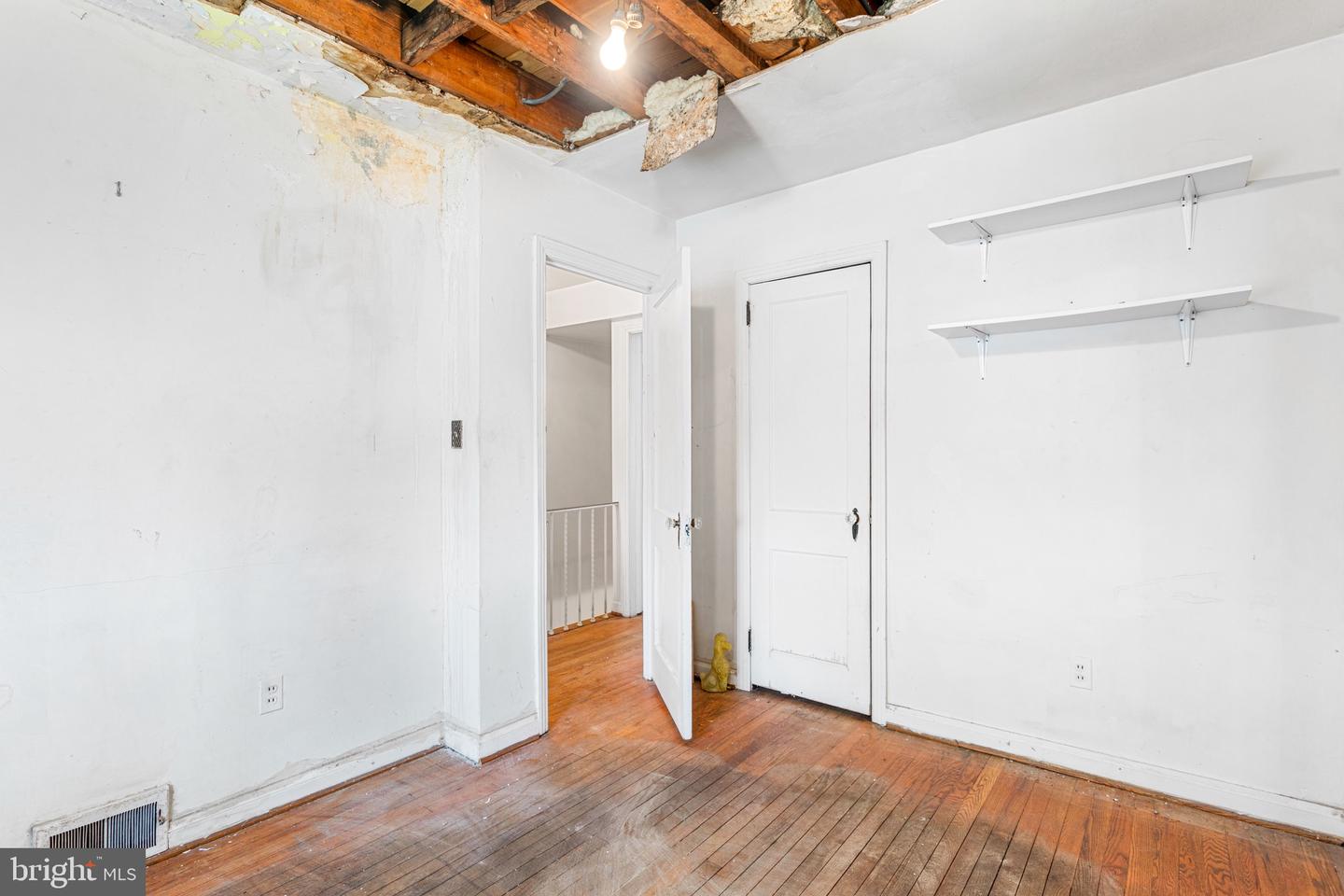 150 33RD ST NE, WASHINGTON, District Of Columbia 20019, 3 Bedrooms Bedrooms, ,1 BathroomBathrooms,Residential,For sale,150 33RD ST NE,DCDC2206134 MLS # DCDC2206134