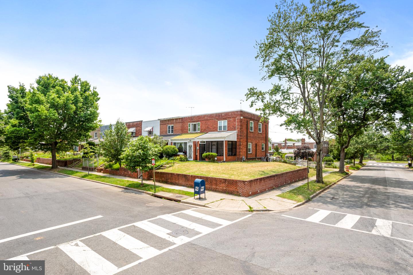 150 33RD ST NE, WASHINGTON, District Of Columbia 20019, 3 Bedrooms Bedrooms, ,1 BathroomBathrooms,Residential,For sale,150 33RD ST NE,DCDC2206134 MLS # DCDC2206134