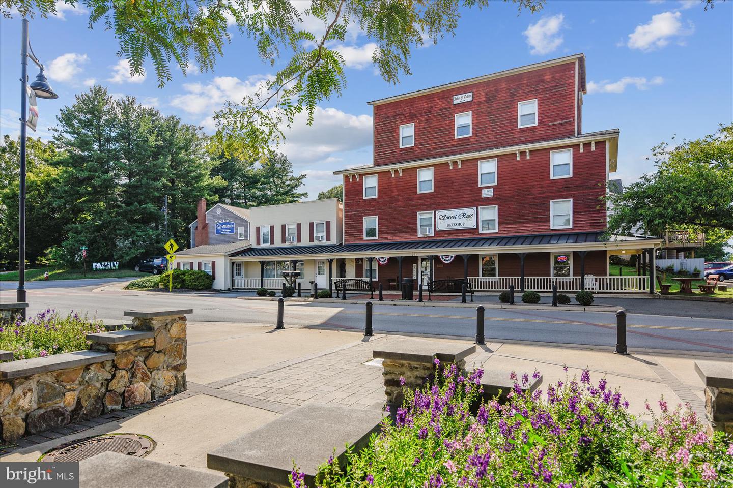 36155 CHAMBLIN MILL LN, PURCELLVILLE, Virginia 20132, 2 Bedrooms Bedrooms, 14 Rooms Rooms,3 BathroomsBathrooms,Residential,For sale,36155 CHAMBLIN MILL LN,VALO2099776 MLS # VALO2099776