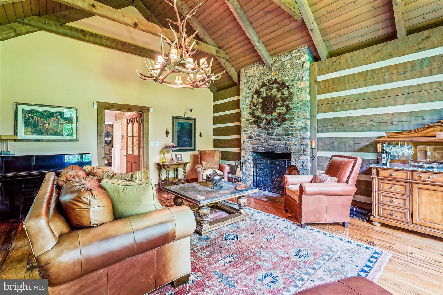 36155 CHAMBLIN MILL LN, PURCELLVILLE, Virginia 20132, 3 Bedrooms Bedrooms, ,2 BathroomsBathrooms,Residential,For sale,36155 CHAMBLIN MILL LN,VALO2099776 MLS # VALO2099776