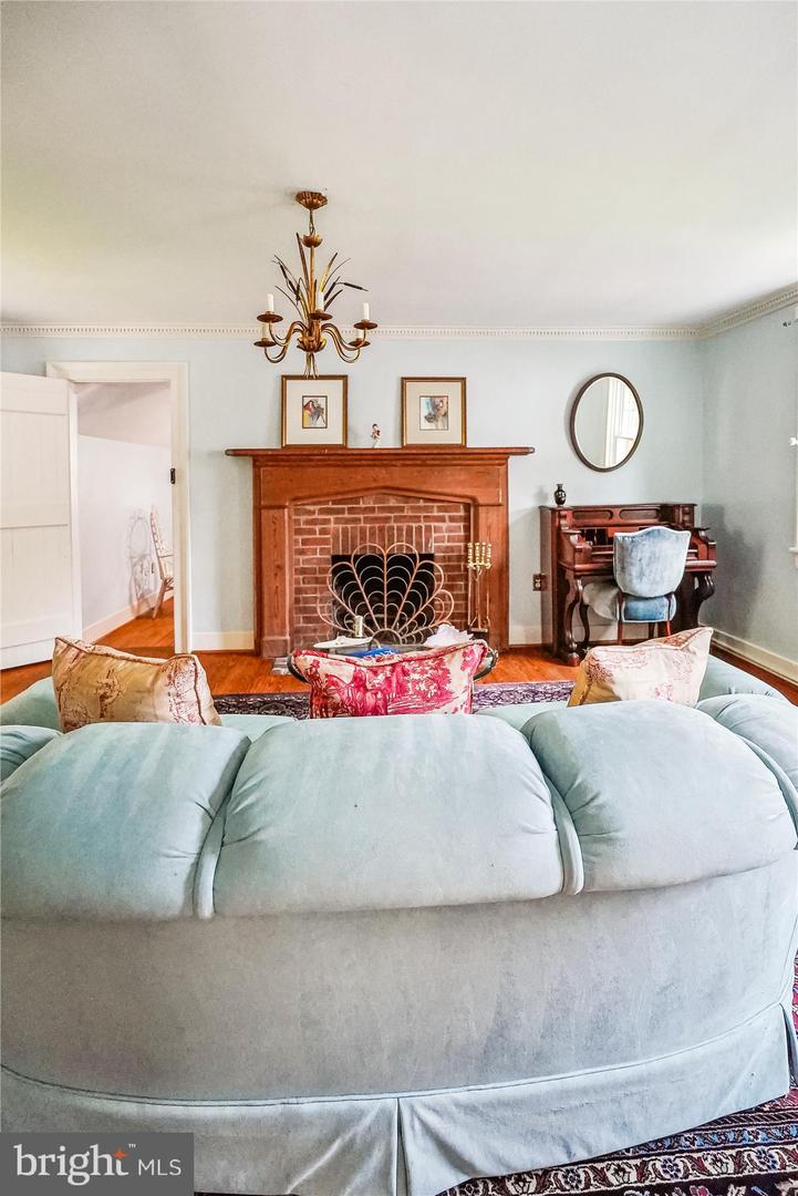 36155 CHAMBLIN MILL LN, PURCELLVILLE, Virginia 20132, 3 Bedrooms Bedrooms, ,2 BathroomsBathrooms,Residential,For sale,36155 CHAMBLIN MILL LN,VALO2099776 MLS # VALO2099776