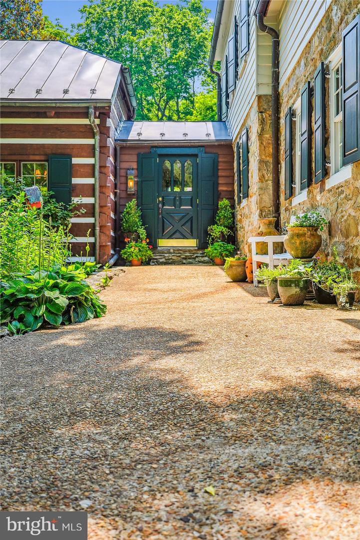 36155 CHAMBLIN MILL LN, PURCELLVILLE, Virginia 20132, 3 Bedrooms Bedrooms, ,2 BathroomsBathrooms,Residential,For sale,36155 CHAMBLIN MILL LN,VALO2099776 MLS # VALO2099776