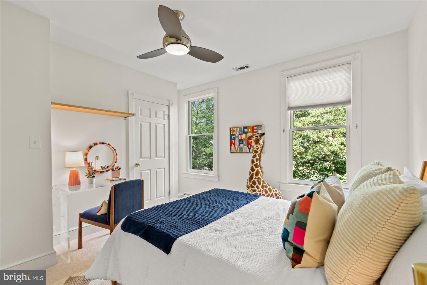 411 E BELLEFONTE AVE, ALEXANDRIA, Virginia 22301, 4 Bedrooms Bedrooms, ,2 BathroomsBathrooms,Residential,For sale,411 E BELLEFONTE AVE,VAAX2046614 MLS # VAAX2046614
