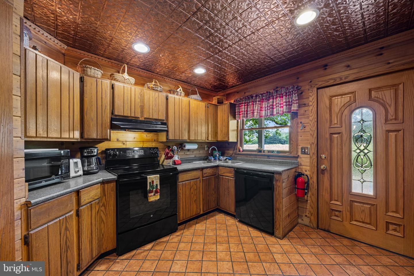 1215 & 1225 FORT STOVER RD, LURAY, Virginia 22835, 4 Bedrooms Bedrooms, ,3 BathroomsBathrooms,Residential,For sale,1215 & 1225 FORT STOVER RD,VAPA2005036 MLS # VAPA2005036