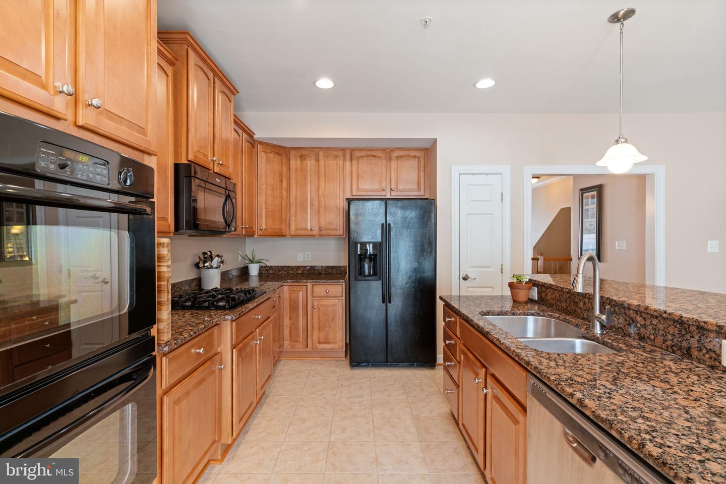 15196 LANCASHIRE DR, WOODBRIDGE, Virginia 22191, 3 Bedrooms Bedrooms, ,2 BathroomsBathrooms,Residential,For sale,15196 LANCASHIRE DR,VAPW2097112 MLS # VAPW2097112