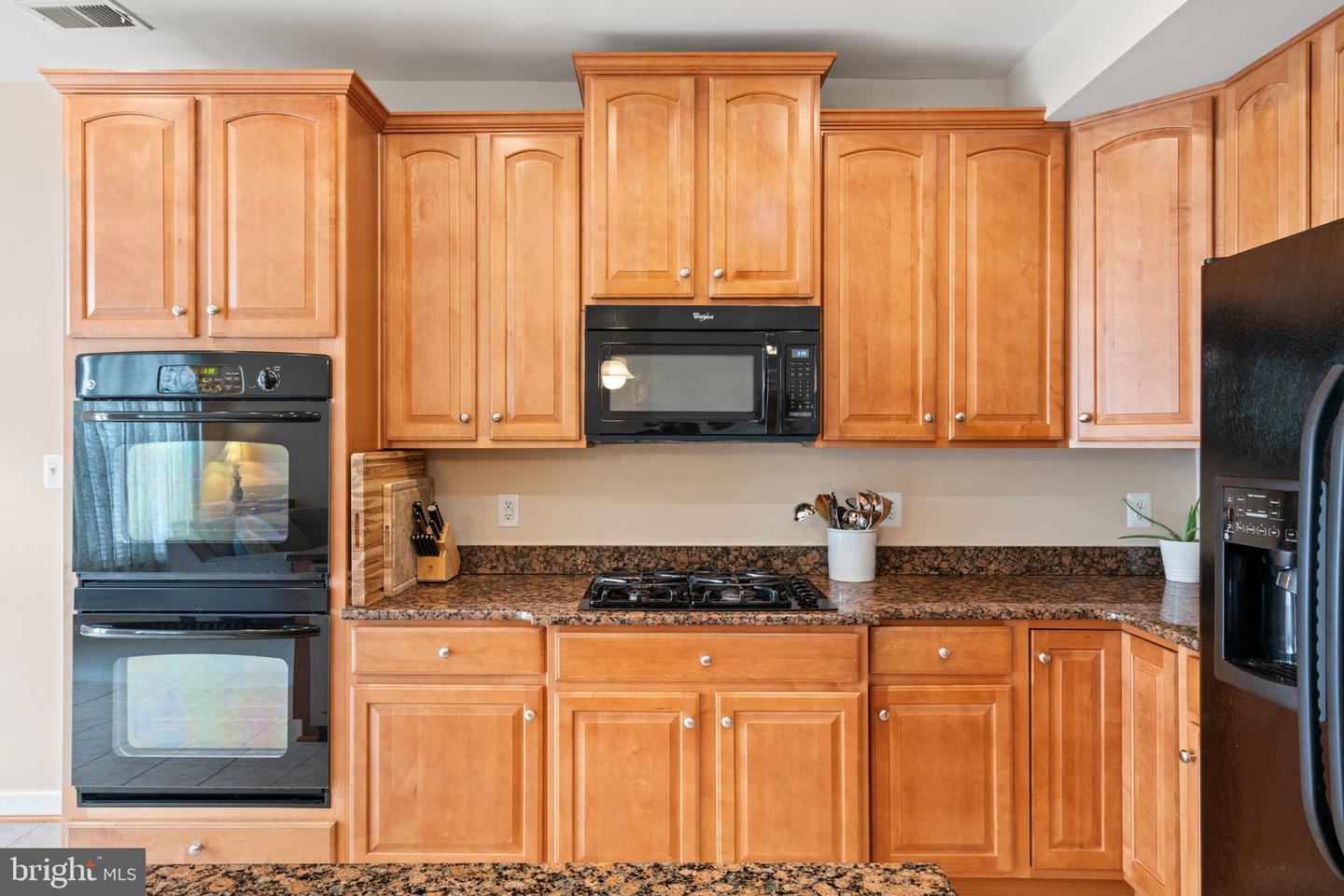 15196 LANCASHIRE DR, WOODBRIDGE, Virginia 22191, 3 Bedrooms Bedrooms, ,2 BathroomsBathrooms,Residential,For sale,15196 LANCASHIRE DR,VAPW2097112 MLS # VAPW2097112