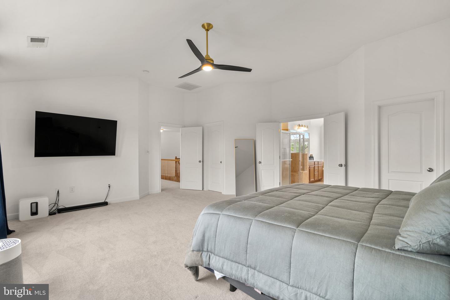 128 COACHMAN CIR, STAFFORD, Virginia 22554, 5 Bedrooms Bedrooms, ,4 BathroomsBathrooms,Residential,For sale,128 COACHMAN CIR,VAST2039906 MLS # VAST2039906