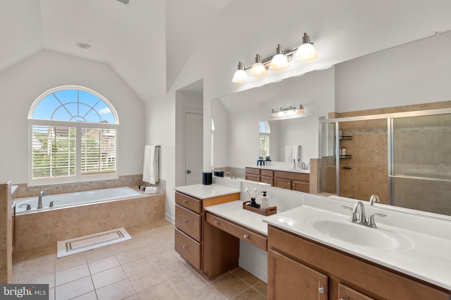 128 COACHMAN CIR, STAFFORD, Virginia 22554, 5 Bedrooms Bedrooms, ,4 BathroomsBathrooms,Residential,For sale,128 COACHMAN CIR,VAST2039906 MLS # VAST2039906