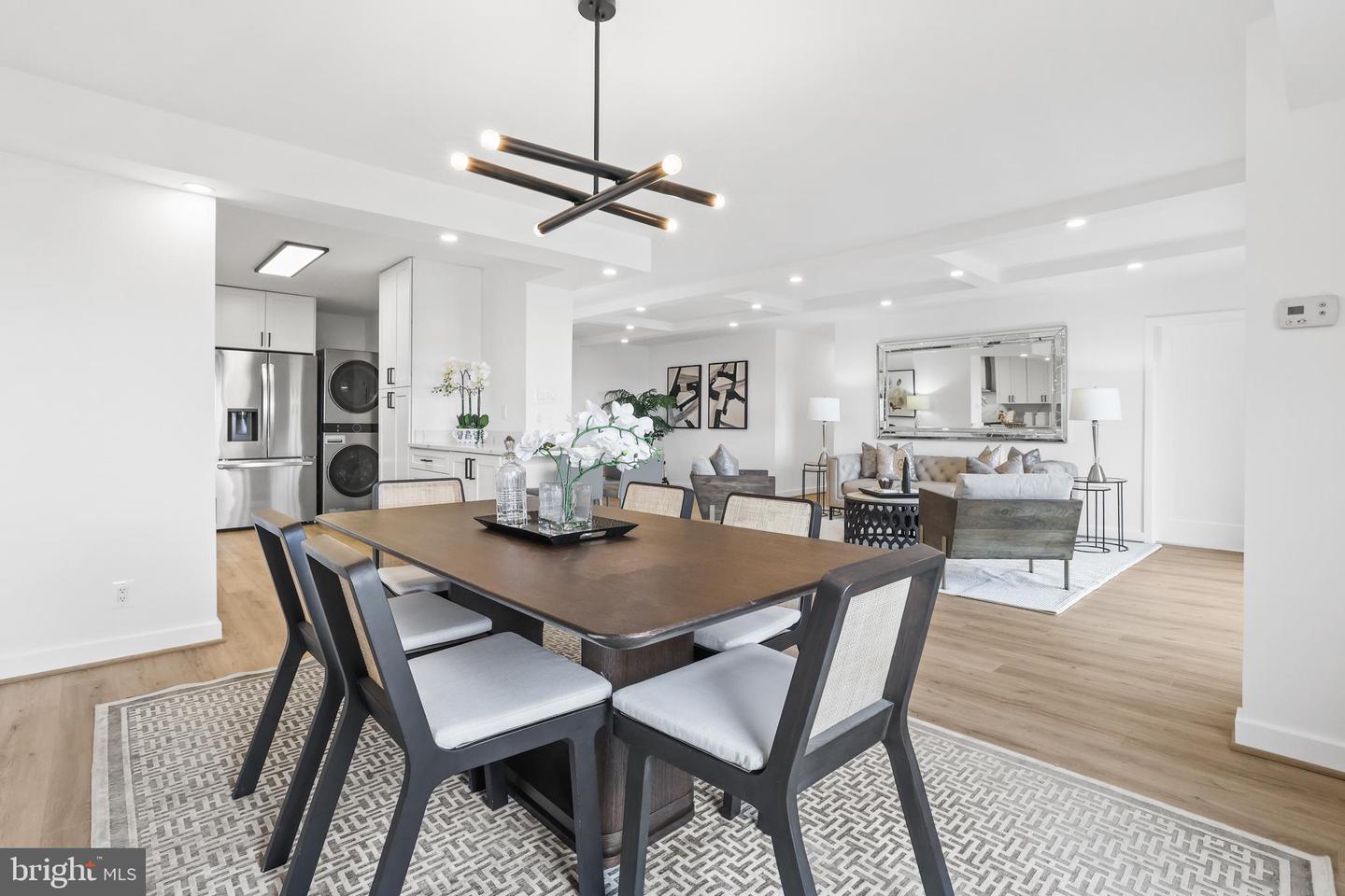 205 YOAKUM PKWY #1712, ALEXANDRIA, Virginia 22304, 3 Bedrooms Bedrooms, ,2 BathroomsBathrooms,Residential,For sale,205 YOAKUM PKWY #1712,VAAX2046598 MLS # VAAX2046598