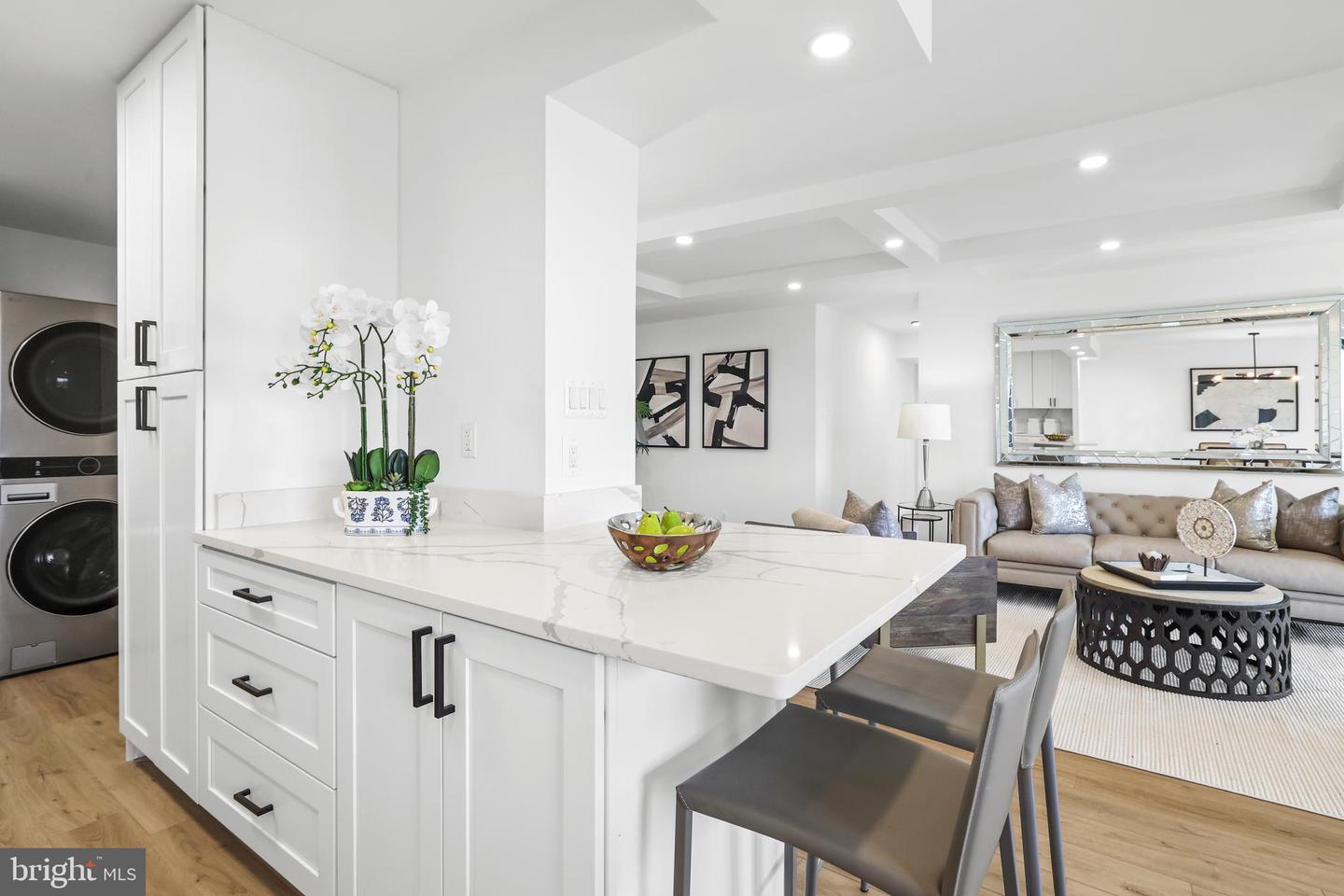205 YOAKUM PKWY #1712, ALEXANDRIA, Virginia 22304, 3 Bedrooms Bedrooms, ,2 BathroomsBathrooms,Residential,For sale,205 YOAKUM PKWY #1712,VAAX2046598 MLS # VAAX2046598
