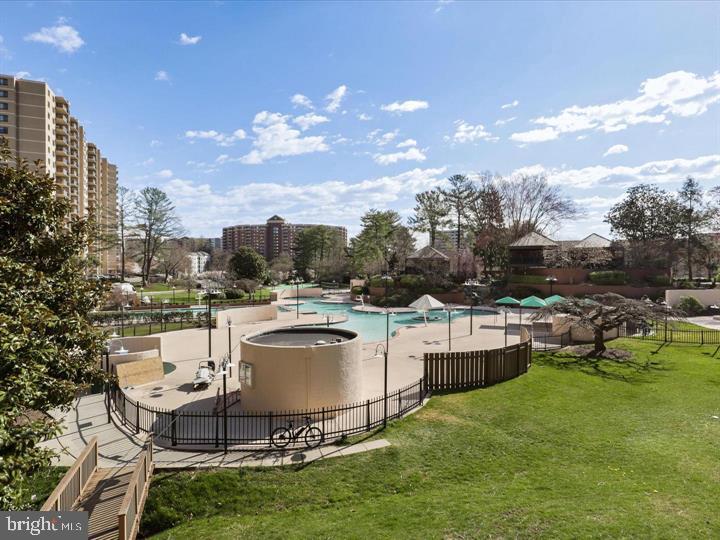 205 YOAKUM PKWY #1712, ALEXANDRIA, Virginia 22304, 3 Bedrooms Bedrooms, ,2 BathroomsBathrooms,Residential,For sale,205 YOAKUM PKWY #1712,VAAX2046598 MLS # VAAX2046598