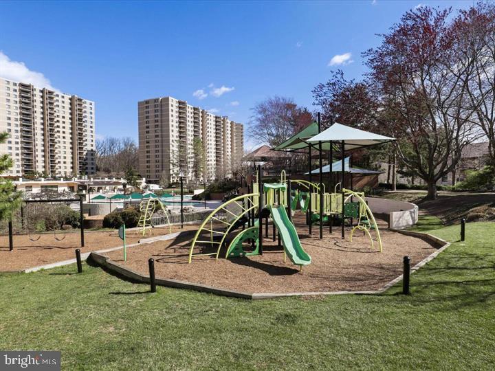 205 YOAKUM PKWY #1712, ALEXANDRIA, Virginia 22304, 3 Bedrooms Bedrooms, ,2 BathroomsBathrooms,Residential,For sale,205 YOAKUM PKWY #1712,VAAX2046598 MLS # VAAX2046598
