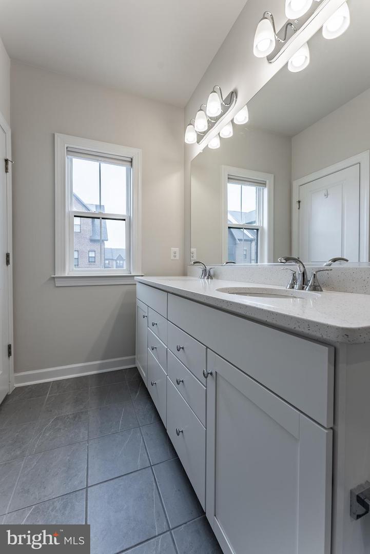 7282 NITTANY LN, ALEXANDRIA, Virginia 22306, 4 Bedrooms Bedrooms, ,3 BathroomsBathrooms,Residential,For sale,7282 NITTANY LN,VAFX2248138 MLS # VAFX2248138