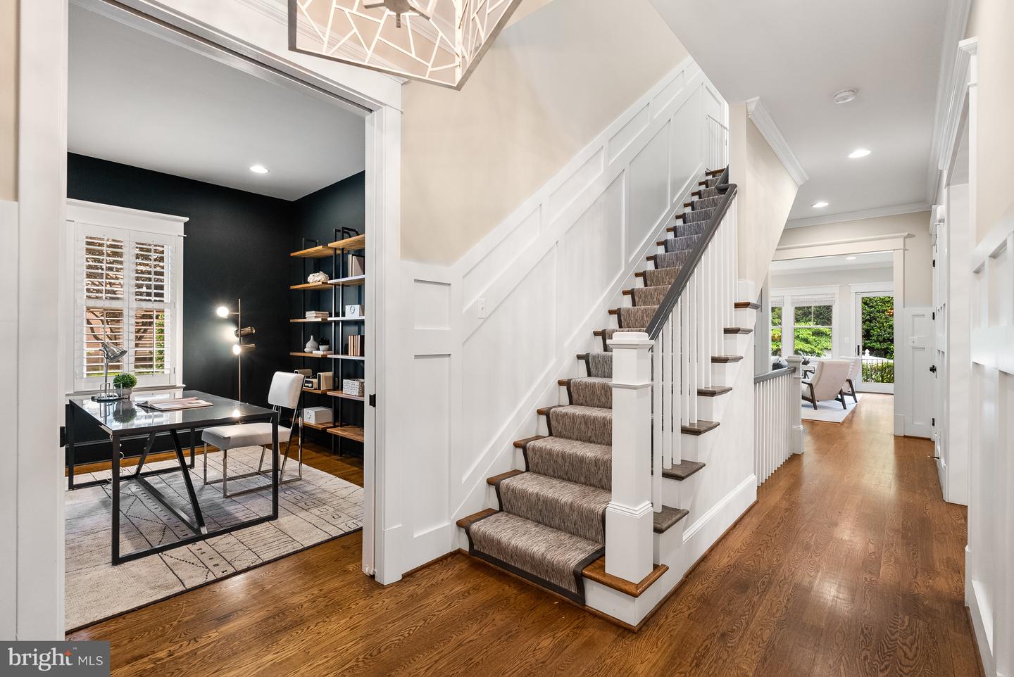 2407 N NELSON ST, ARLINGTON, Virginia 22207, 5 Bedrooms Bedrooms, ,4 BathroomsBathrooms,Residential,For sale,2407 N NELSON ST,VAAR2059404 MLS # VAAR2059404