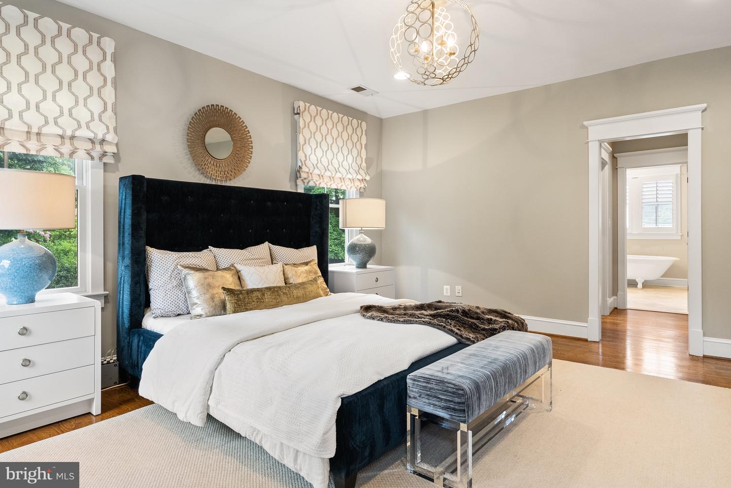 2407 N NELSON ST, ARLINGTON, Virginia 22207, 5 Bedrooms Bedrooms, ,4 BathroomsBathrooms,Residential,For sale,2407 N NELSON ST,VAAR2059404 MLS # VAAR2059404