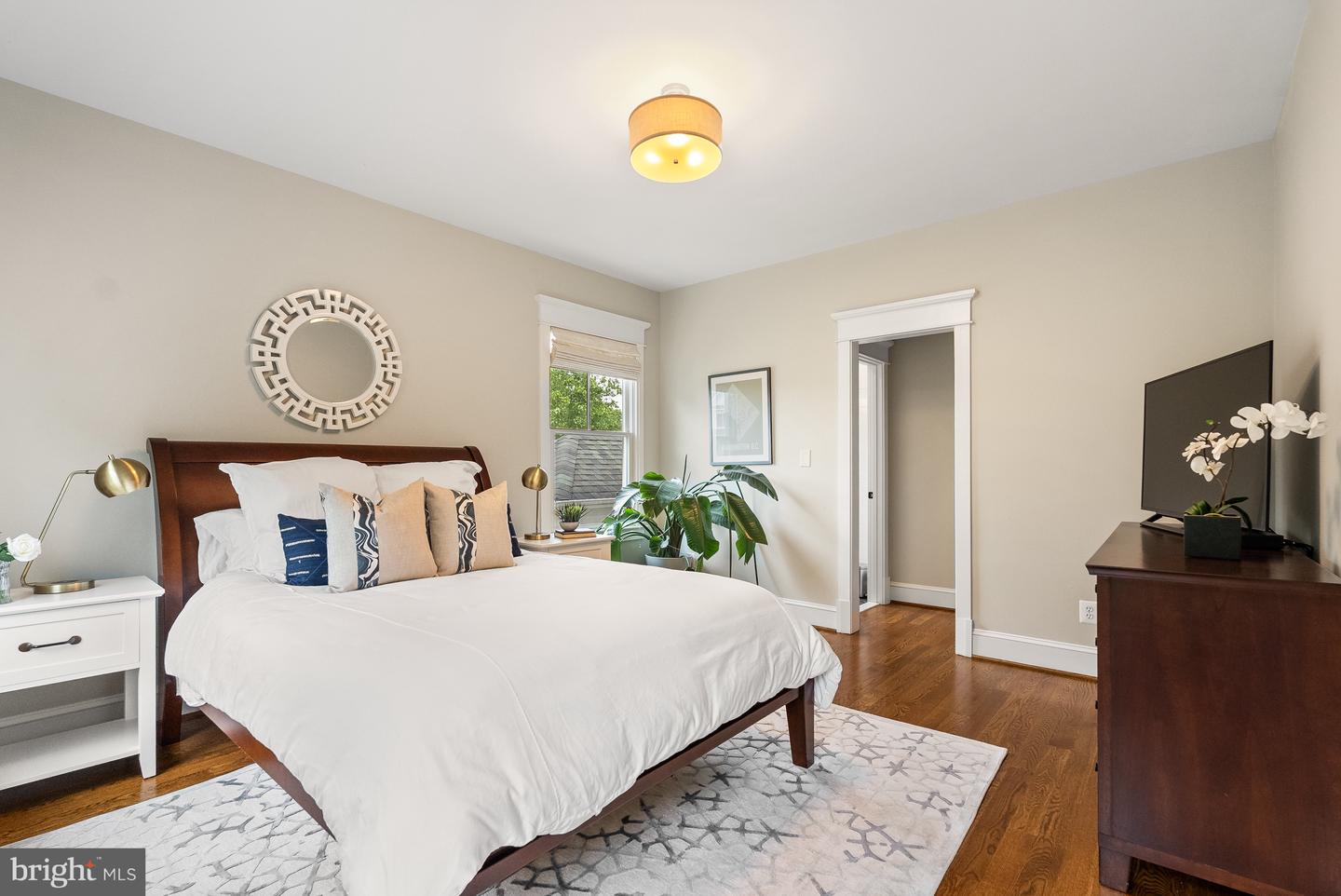 2407 N NELSON ST, ARLINGTON, Virginia 22207, 5 Bedrooms Bedrooms, ,4 BathroomsBathrooms,Residential,For sale,2407 N NELSON ST,VAAR2059404 MLS # VAAR2059404