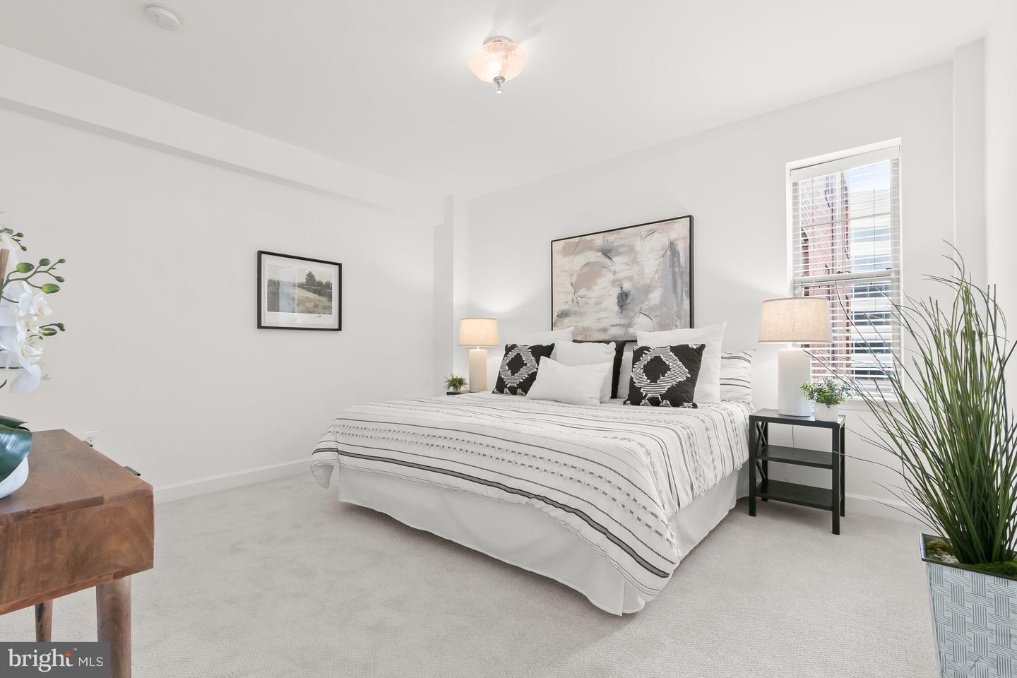 1314 MASSACHUSETTS AVE NW #603, WASHINGTON, District Of Columbia 20005, 1 Bedroom Bedrooms, ,1 BathroomBathrooms,Residential,For sale,1314 MASSACHUSETTS AVE NW #603,DCDC2206382 MLS # DCDC2206382