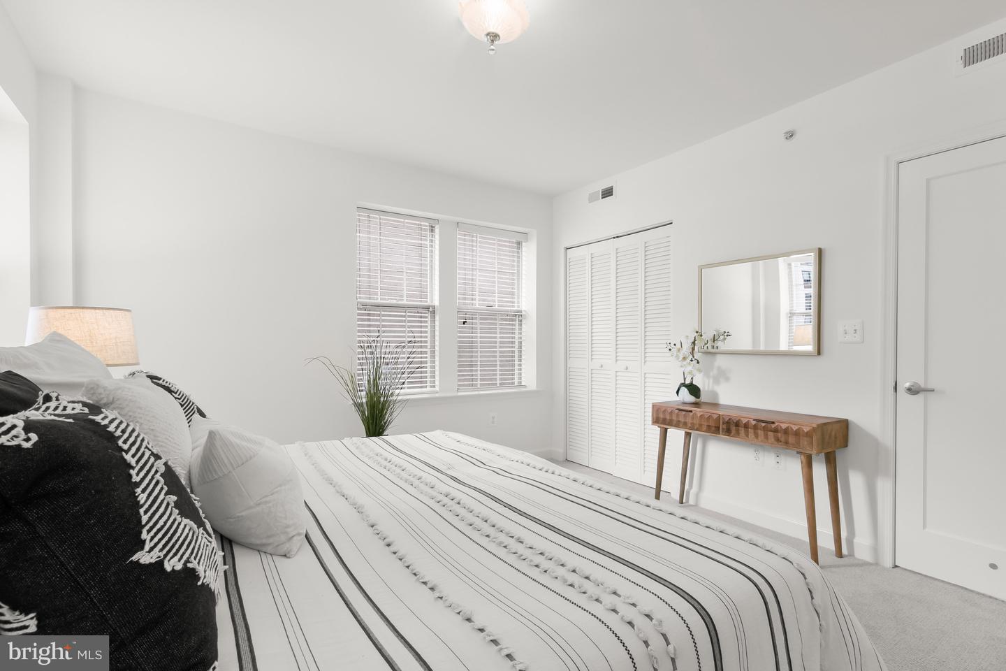 1314 MASSACHUSETTS AVE NW #603, WASHINGTON, District Of Columbia 20005, 1 Bedroom Bedrooms, ,1 BathroomBathrooms,Residential,For sale,1314 MASSACHUSETTS AVE NW #603,DCDC2206382 MLS # DCDC2206382