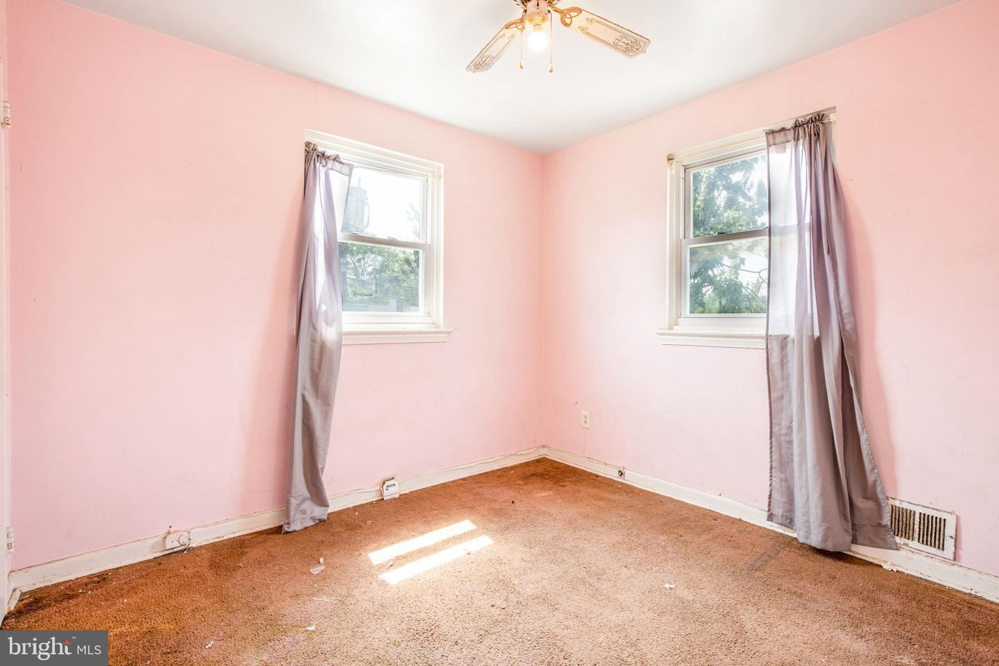 627 FORRESTER ST SE, WASHINGTON, District Of Columbia 20032, 3 Bedrooms Bedrooms, ,1 BathroomBathrooms,Residential,For sale,627 FORRESTER ST SE,DCDC2206472 MLS # DCDC2206472