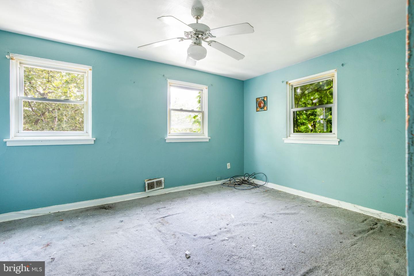 627 FORRESTER ST SE, WASHINGTON, District Of Columbia 20032, 3 Bedrooms Bedrooms, ,1 BathroomBathrooms,Residential,For sale,627 FORRESTER ST SE,DCDC2206472 MLS # DCDC2206472