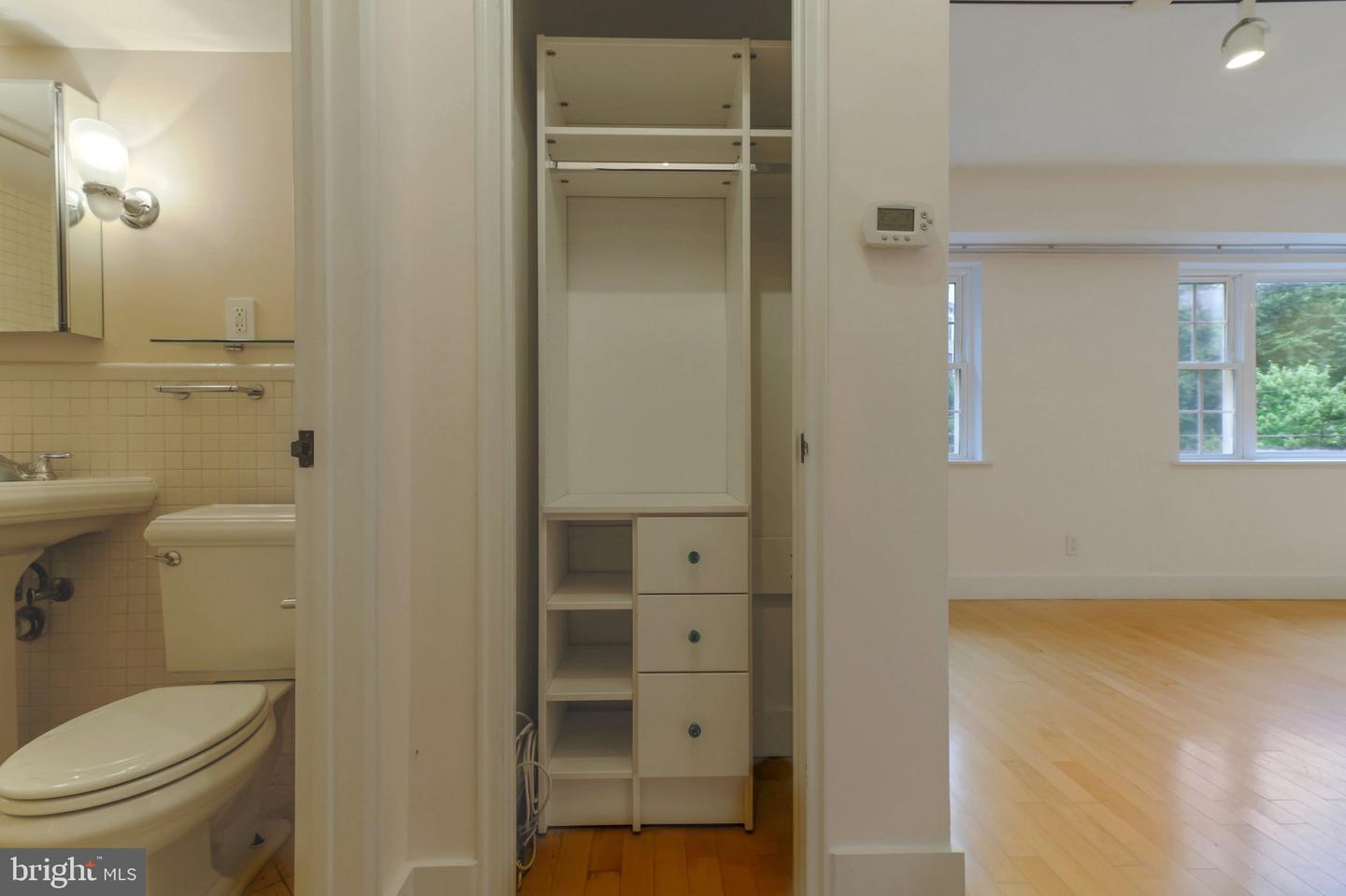 1301 N ODE ST #135, ARLINGTON, Virginia 22209, 1 Bedroom Bedrooms, ,1 BathroomBathrooms,Residential,For sale,1301 N ODE ST #135,VAAR2059504 MLS # VAAR2059504