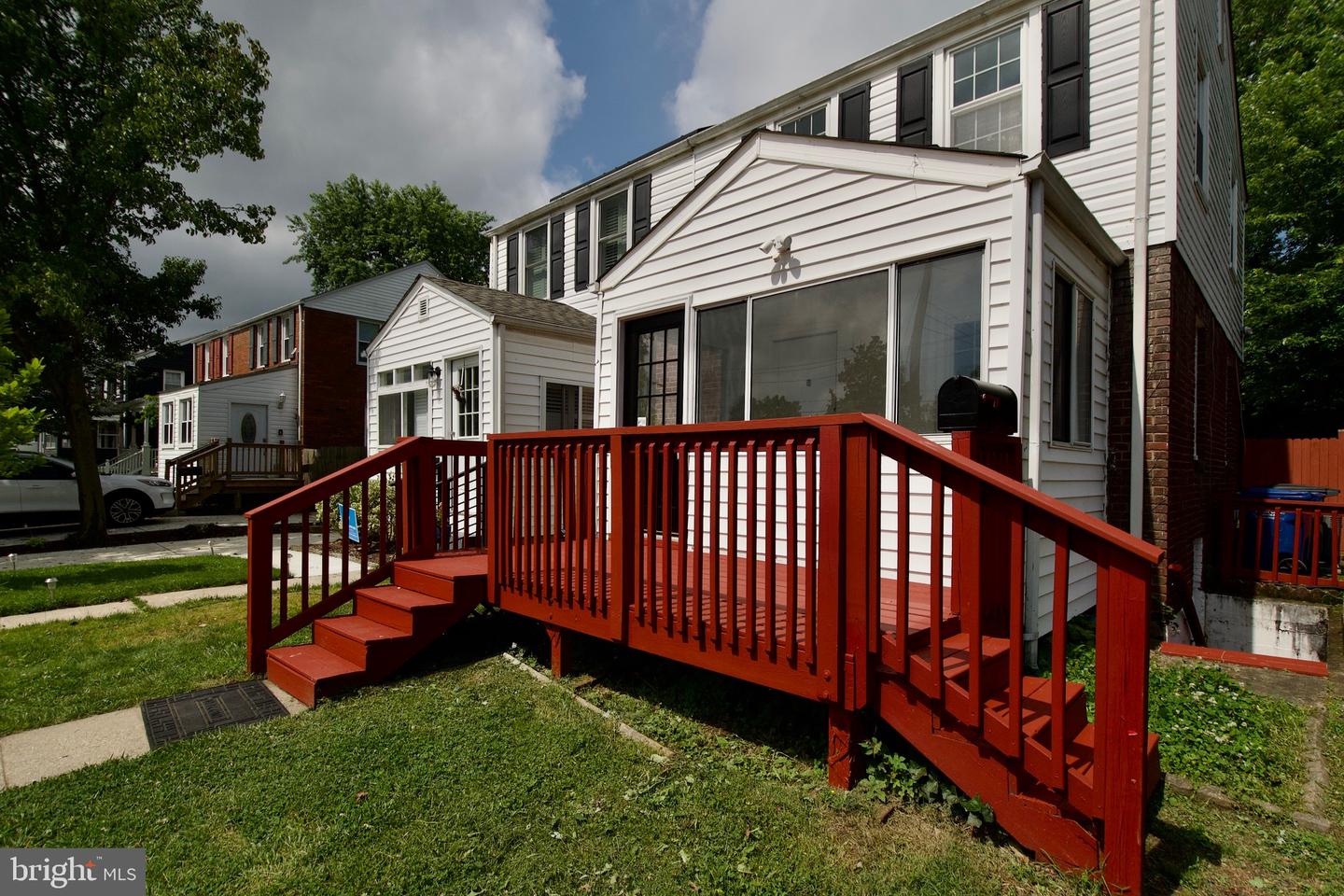 6016 N KINGS HWY, ALEXANDRIA, Virginia 22303, 2 Bedrooms Bedrooms, ,2 BathroomsBathrooms,Residential,For sale,6016 N KINGS HWY,VAFX2249010 MLS # VAFX2249010