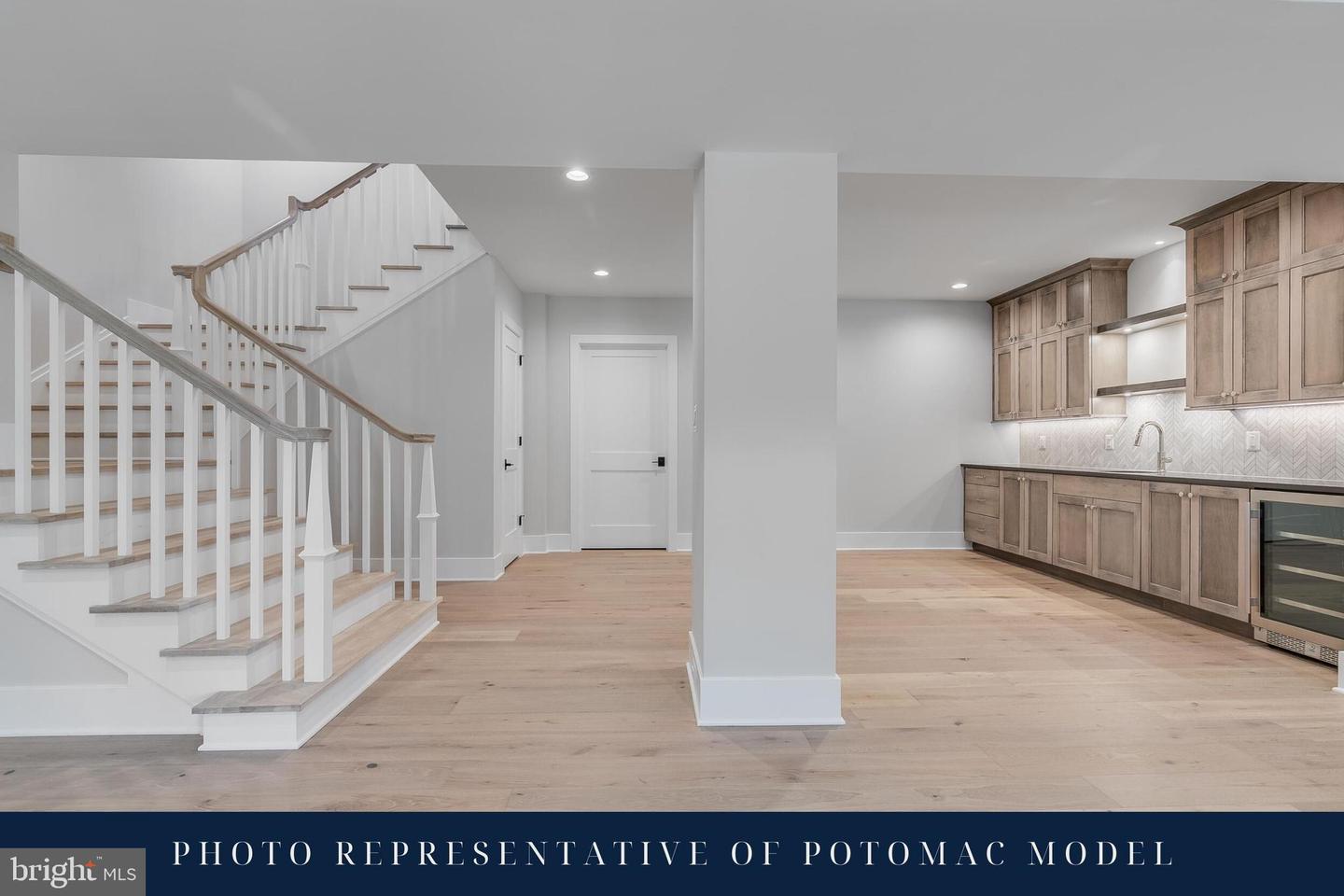 730 22ND ST S, ARLINGTON, Virginia 22202, 5 Bedrooms Bedrooms, ,5 BathroomsBathrooms,Residential,For sale,730 22ND ST S,VAAR2059508 MLS # VAAR2059508