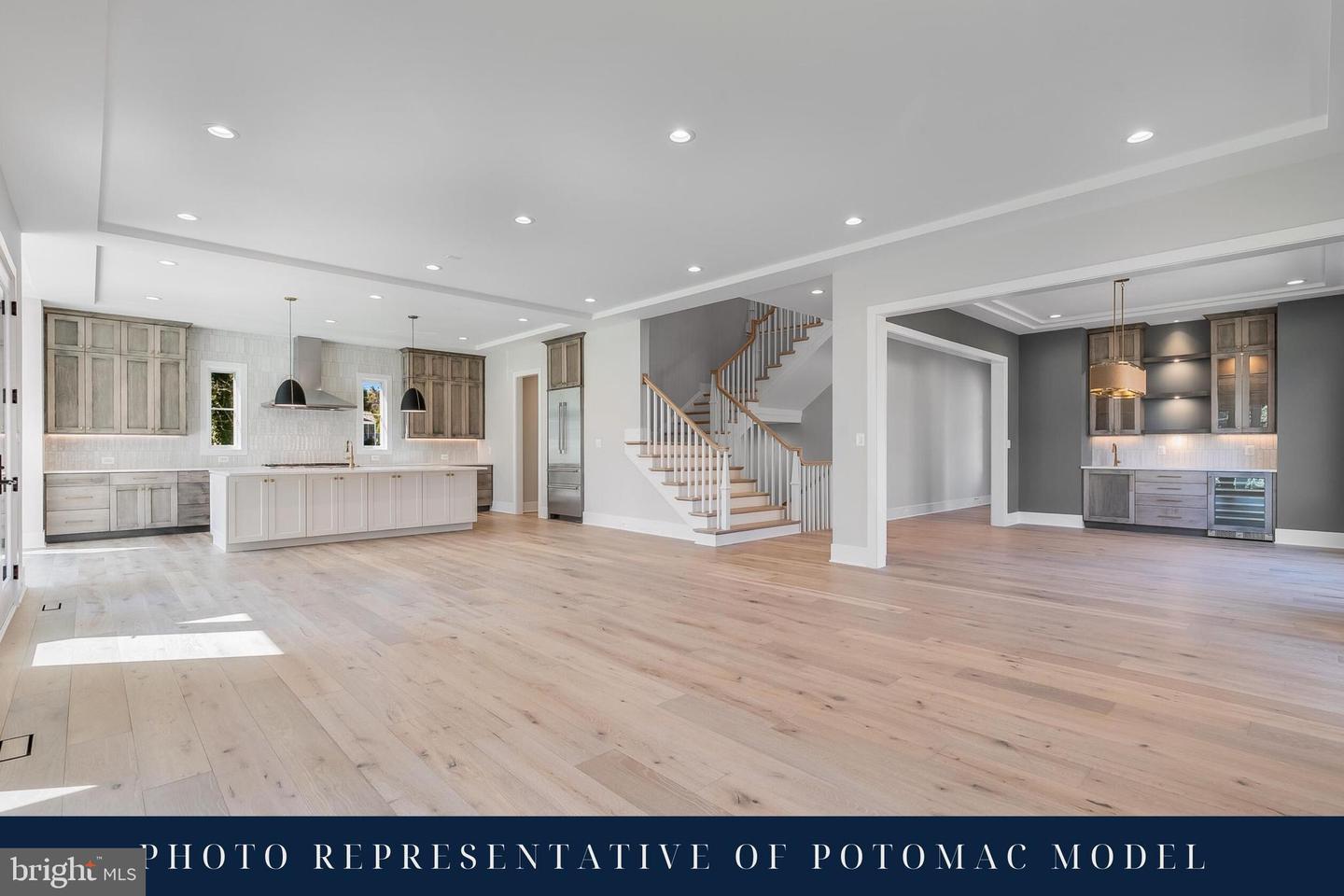730 22ND ST S, ARLINGTON, Virginia 22202, 5 Bedrooms Bedrooms, ,5 BathroomsBathrooms,Residential,For sale,730 22ND ST S,VAAR2059508 MLS # VAAR2059508
