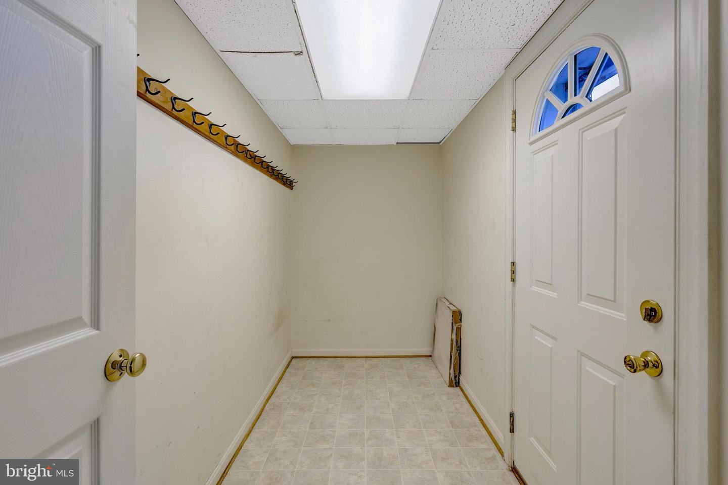 10828 MOORE DR, MANASSAS, Virginia 20111, 5 Bedrooms Bedrooms, ,4 BathroomsBathrooms,Residential,For sale,10828 MOORE DR,VAPW2097500 MLS # VAPW2097500
