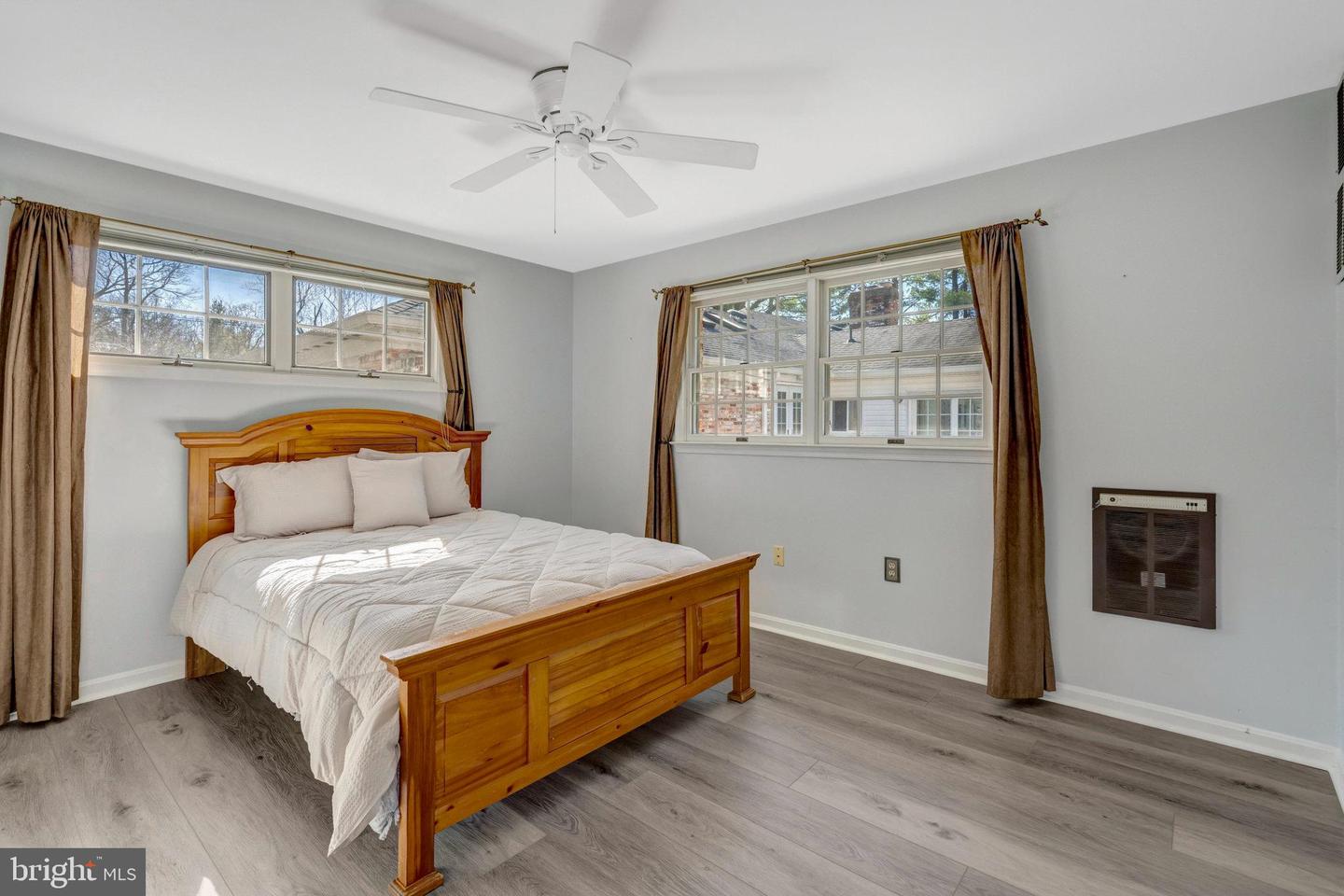 10828 MOORE DR, MANASSAS, Virginia 20111, 5 Bedrooms Bedrooms, ,4 BathroomsBathrooms,Residential,For sale,10828 MOORE DR,VAPW2097500 MLS # VAPW2097500